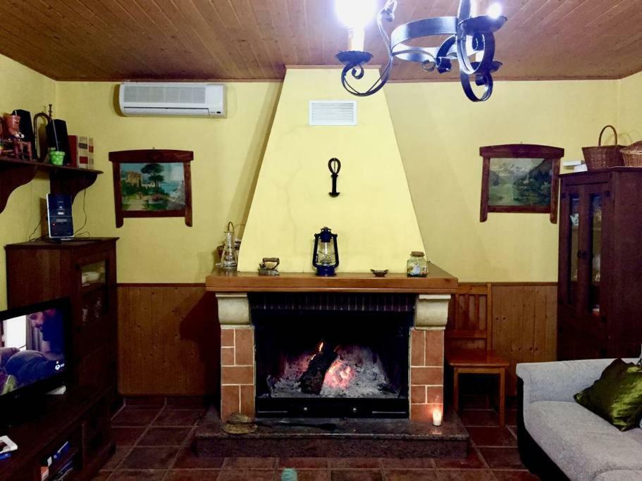 Cortijo De Los Geraneos Padul ภายนอก รูปภาพ